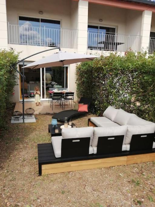 Le Soleil D Eugenie Appartement Dans Residence Avec Piscine Commune Pres De Carcassonne Olonzac Экстерьер фото